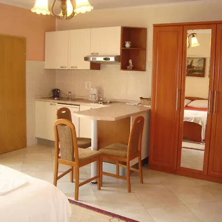 Studio Apartman Omišalj